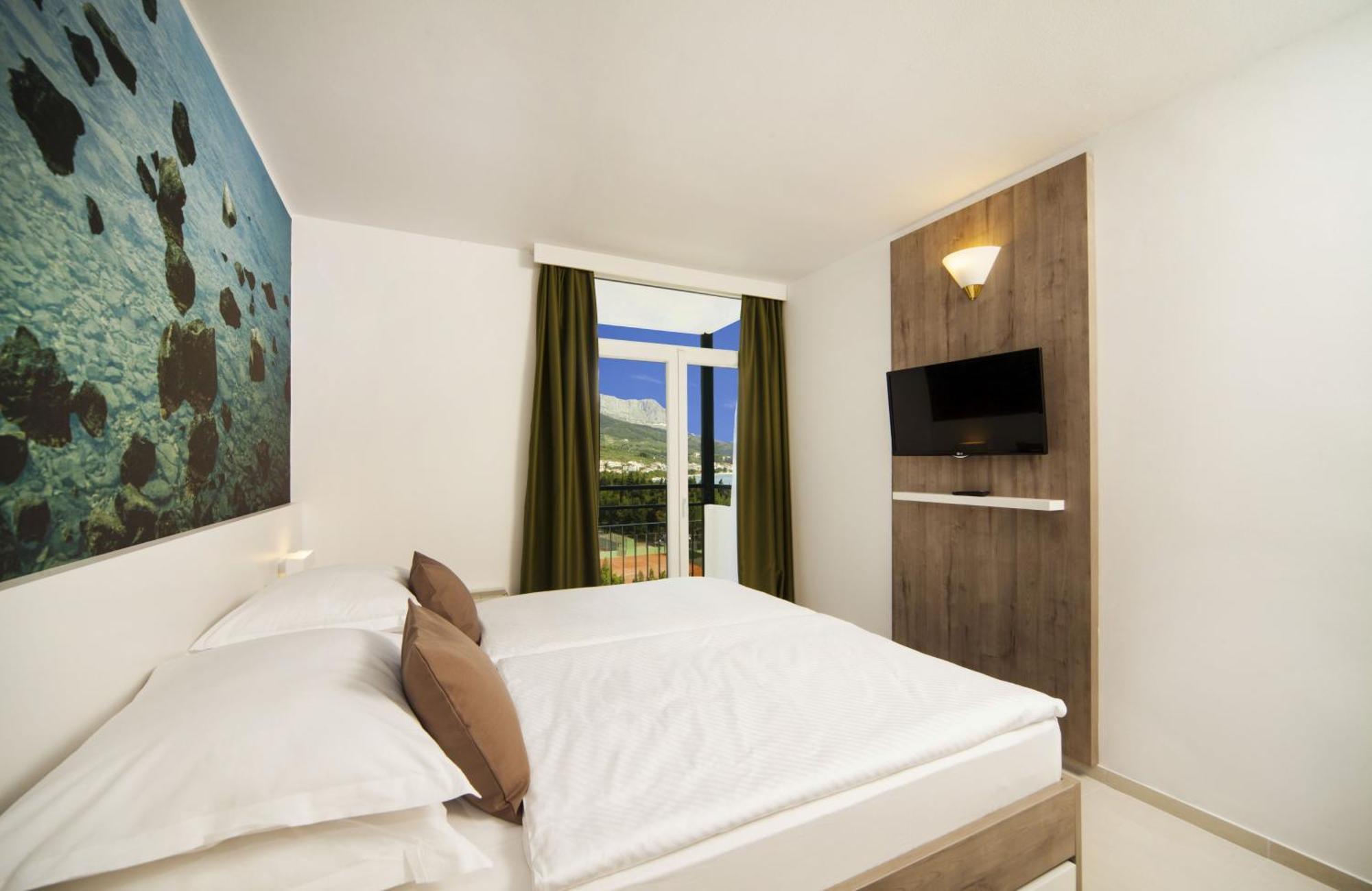 Bluesun Hotel Neptun Tucepi Ruang foto